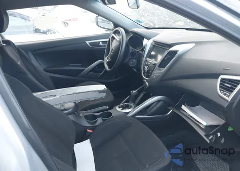 2015 Hyundai Veloster из США, поврежденный, VIN KMHTC6AD2FU245162